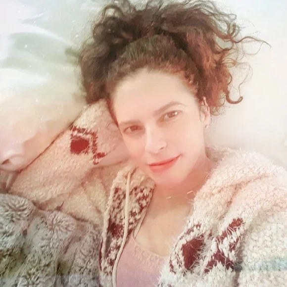 Meet your Posher, Ryzn Sun - Picture 3 of 9